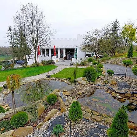 Restauracja Rycerska * Ilza