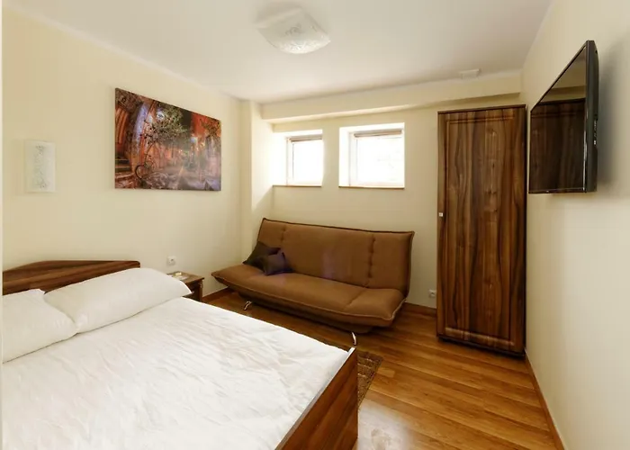 Zajazd Restauracja Rycerska *